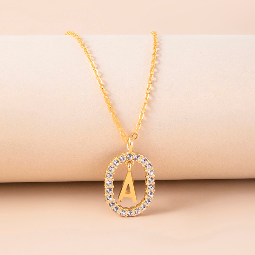 Collier initiale personnalisé - détail